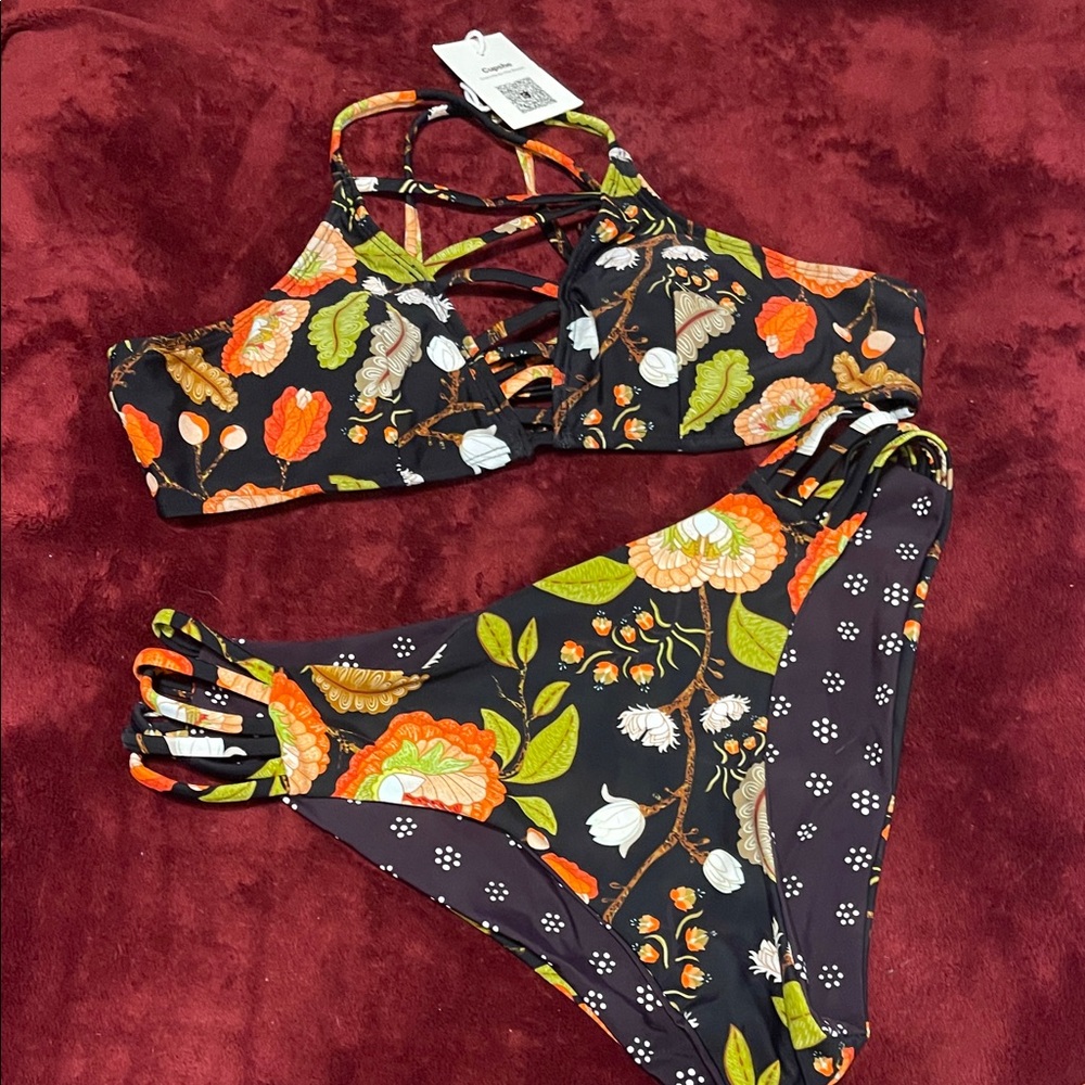 Cupshe Black and Orange Floral Bikini